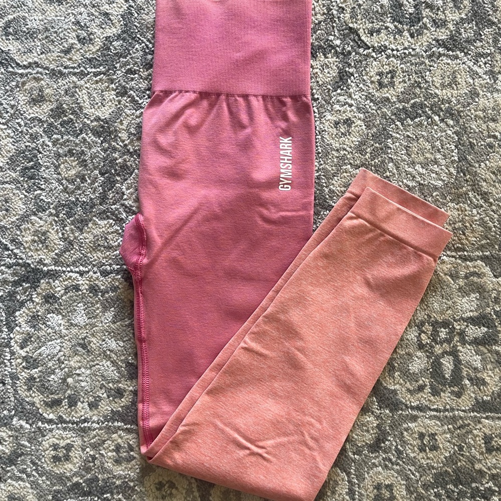 Gymshark Pink High-Waisted Ombré Leggings size medium